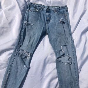 straight leg levi jeans 💙